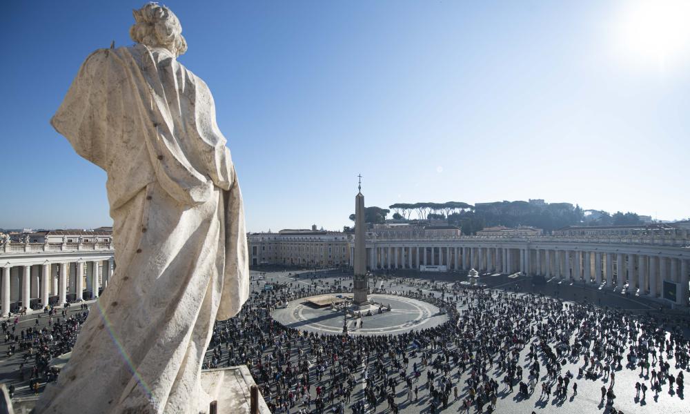 Christians Should Look for Signs of God's Love in Their Lives, Pope Says