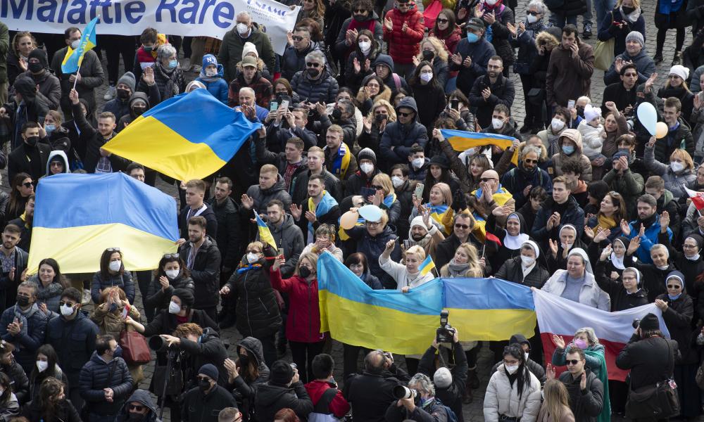 'With a Heart Broken,' Pope Prays for Peace in Ukraine 3