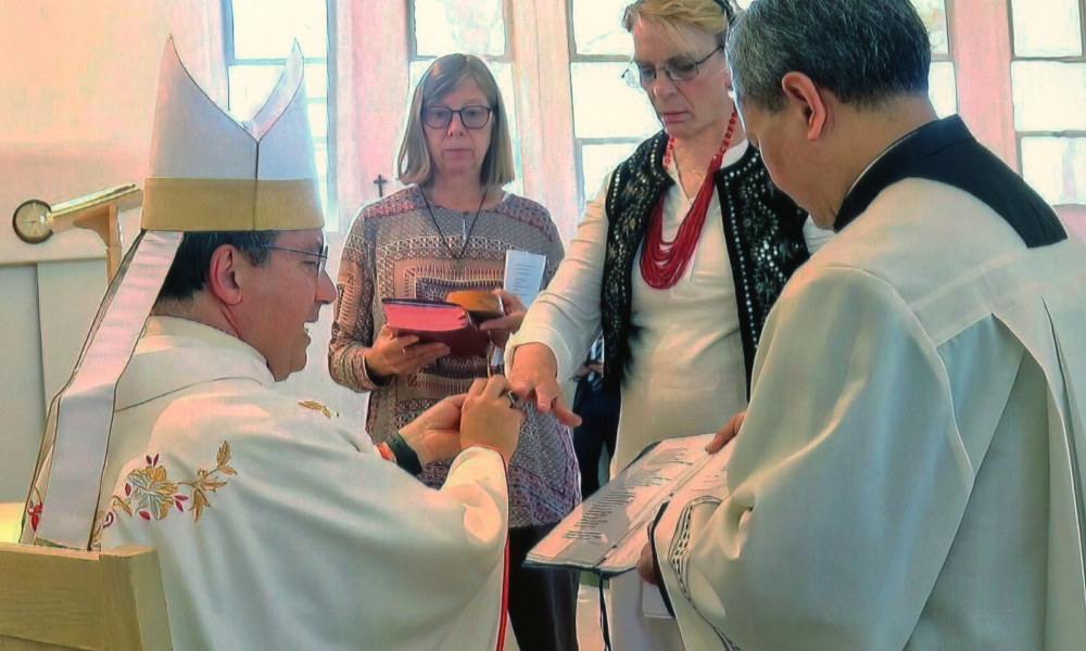 Carl receives her ring