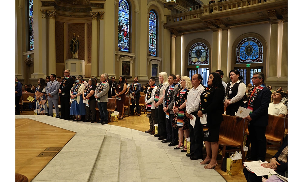 ILM students in pews