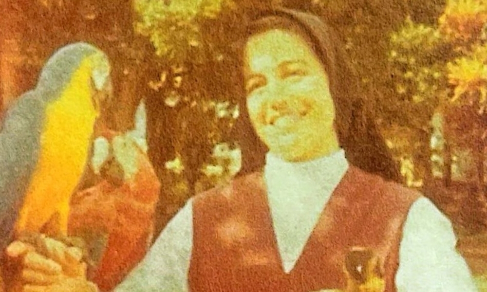 Strawberry Candies and Roses: Joseph Abousselman and Sister Maria del Rosario 3